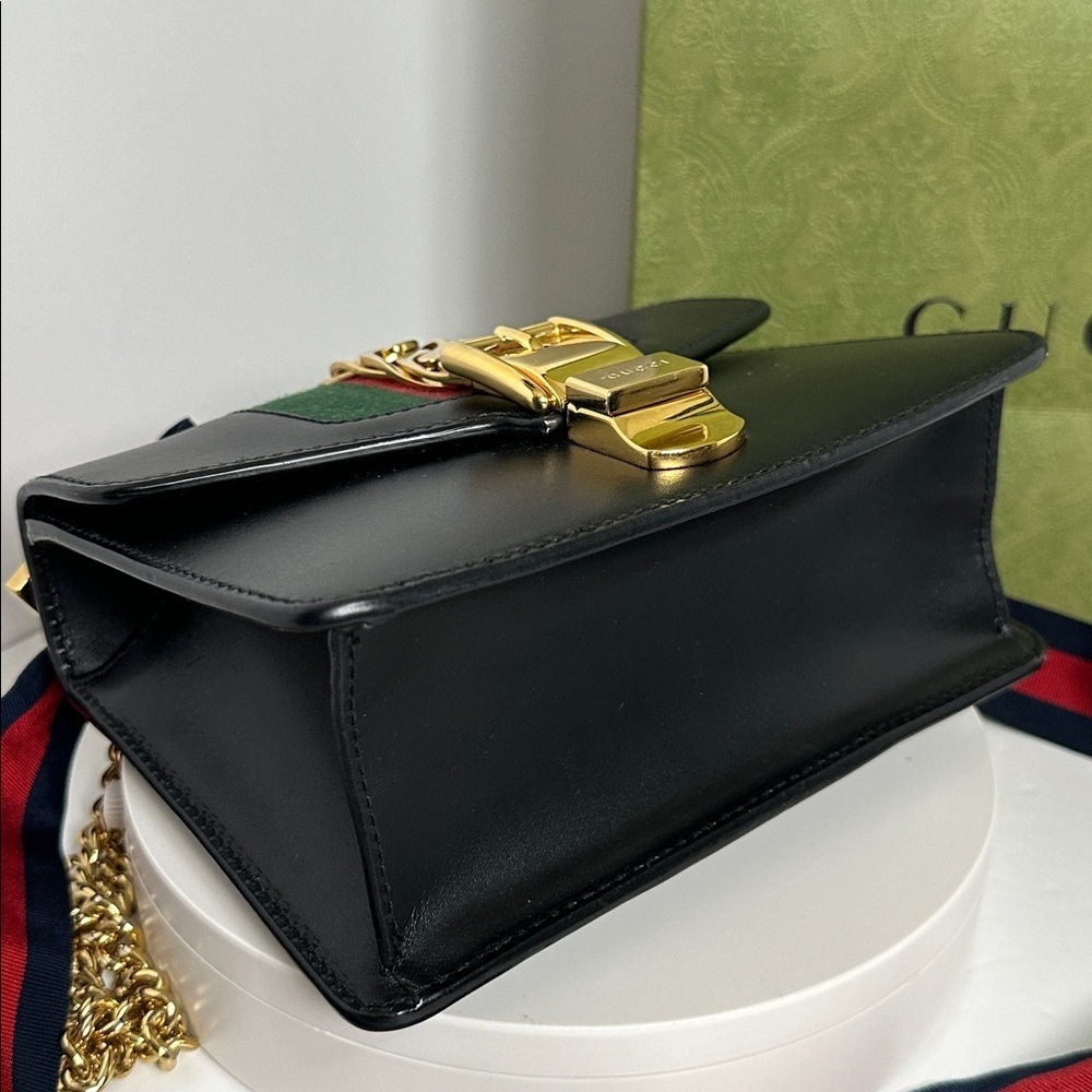 💯Authentic Gucci Sylvie small shoulder bag in black leather🍀 - Picture 8 of 15